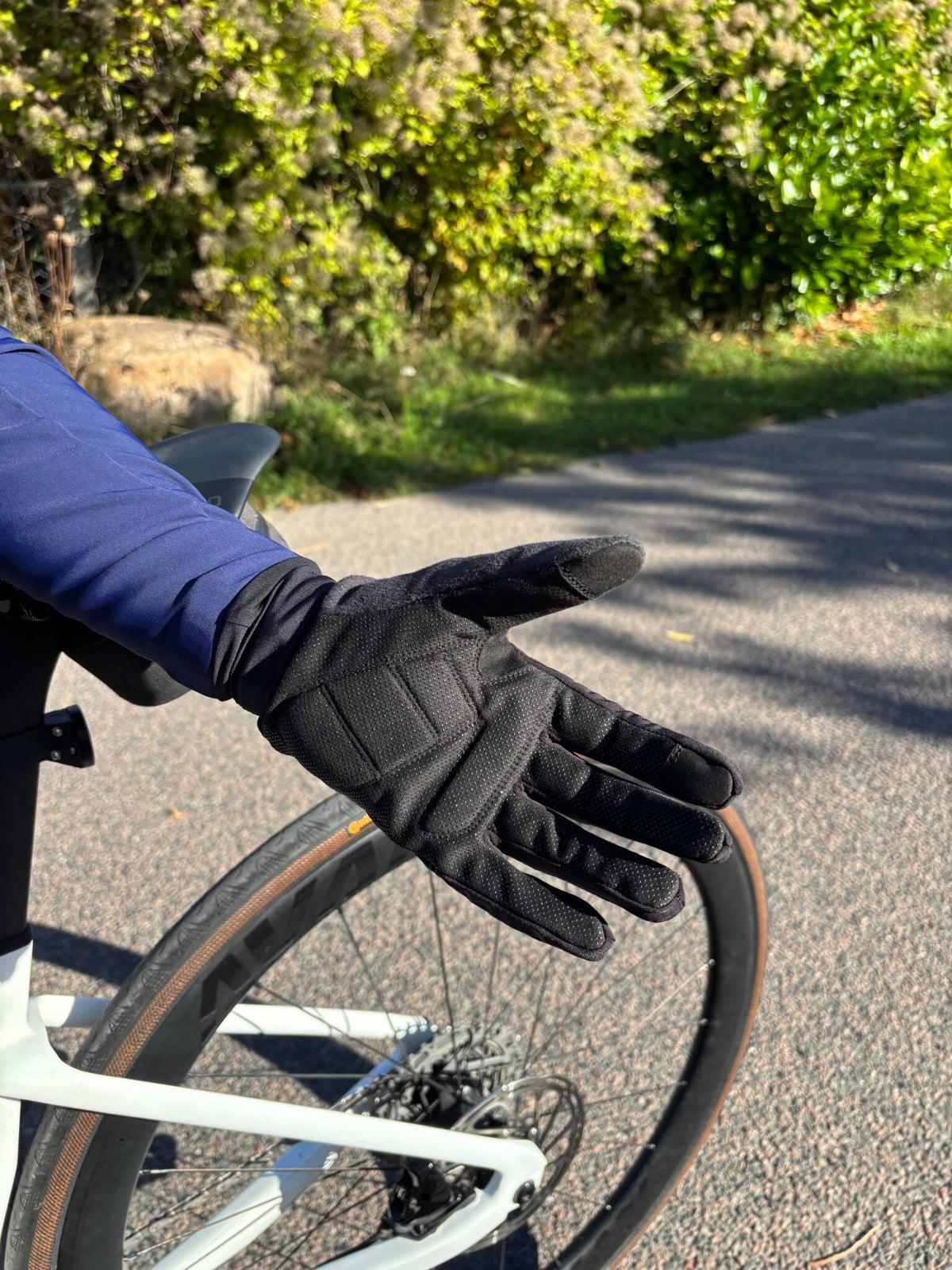 Il Biondo Lang Cykelhandske m. Vindtæt Overtræk - Sort